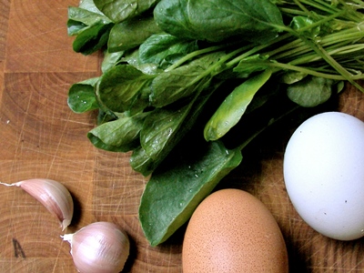 watercress_garlic_eggs_ingredients