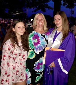 Anne and her daughters 