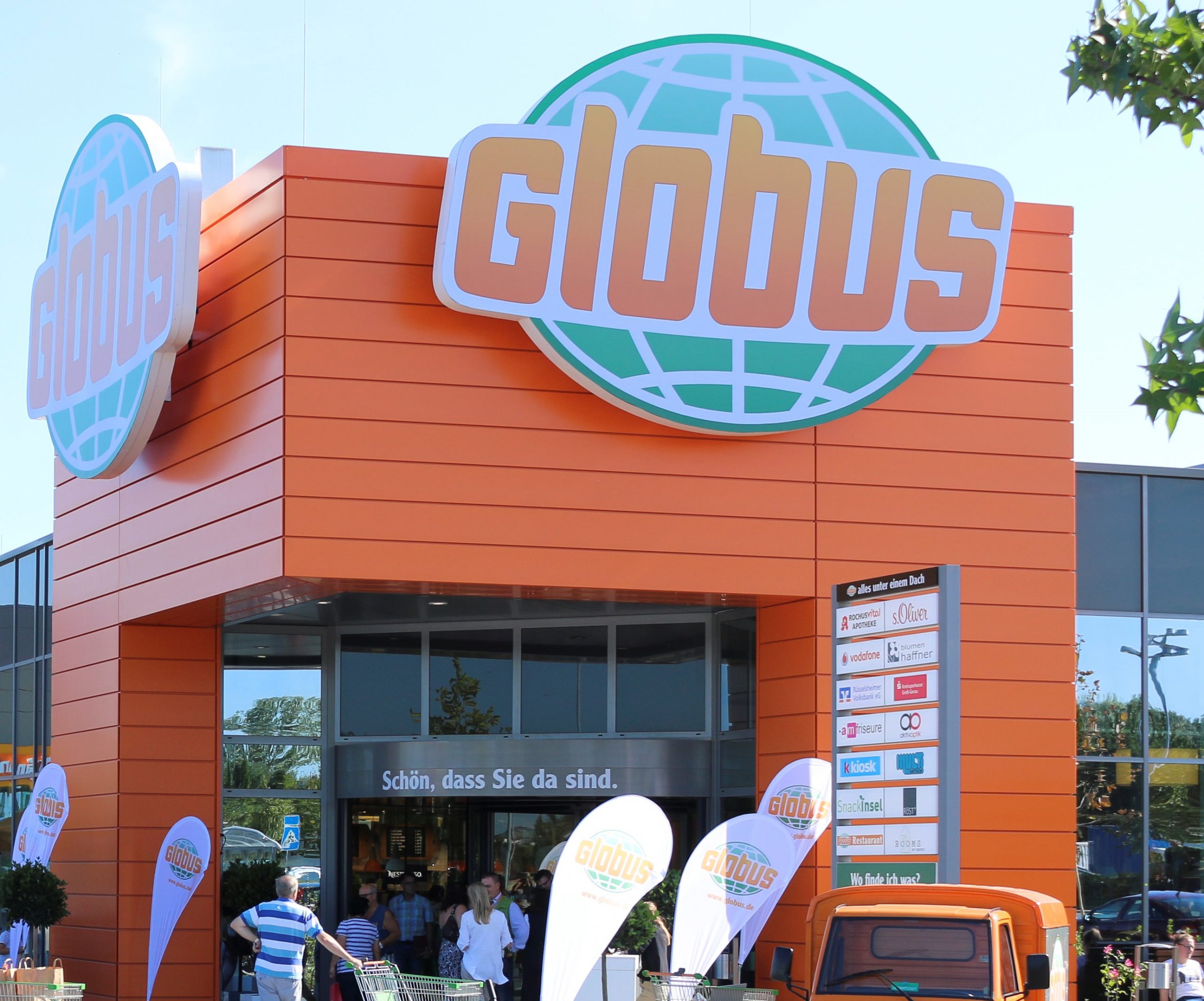 how to be the best company in globus simulation